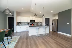 7438 Jamaica Ln, Portage, MI 49002 - Photo 10