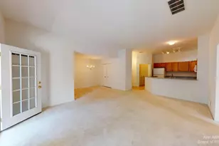 2802 S Knightsbridge Cir, Ann Arbor, MI 48105 - Photo 6