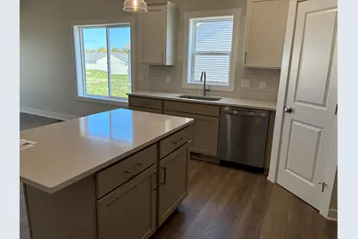 15733 Hawley Drive #31, Grand Haven, MI 49417 - Photo 6