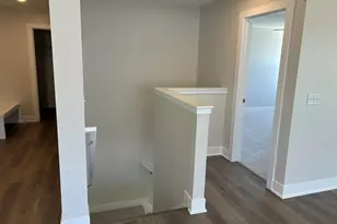 15733 Hawley Dr, Grand Haven, MI 49417 - Photo 12