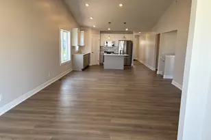 15733 Hawley Dr, Grand Haven, MI 49417 - Photo 8