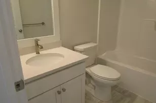 15733 Hawley Dr, Grand Haven, MI 49417 - Photo 14