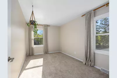 1865 Ridgemoor Drive SE, Grand Rapids, MI 49506 - Photo 16