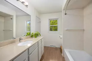 1865 Ridgemoor Dr SE, Grand Rapids, MI 49506 - Photo 20