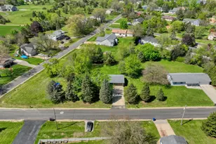124 Carlysle Dr, Brooklyn, MI 49230 - Photo 46