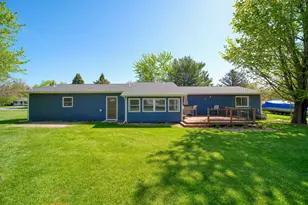124 Carlysle Dr, Brooklyn, MI 49230 - Photo 42