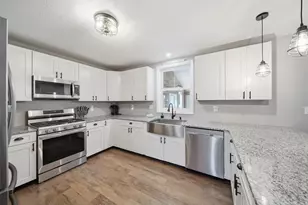 124 Carlysle Dr, Brooklyn, MI 49230 - Photo 14