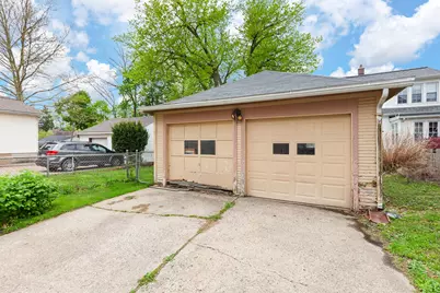 1002 S West Avenue, Jackson, MI 49203 - Photo 2