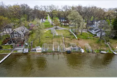 735 Waterfront Drive, Coldwater, MI 49036 - Photo 2