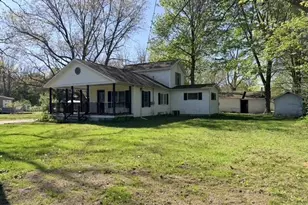 549 Academy St, Allegan, MI 49010 - Photo 1