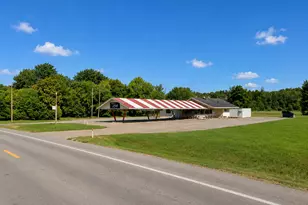 28102 M-152, Dowagiac, MI 49047 - Photo 1