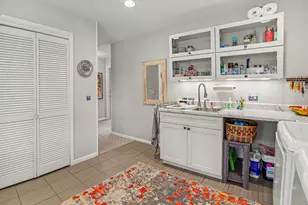 1033 N Beechwood St, Ludington, MI 49431 - Photo 22
