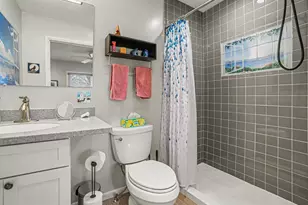 1033 N Beechwood St, Ludington, MI 49431 - Photo 20