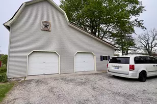 1033 Washington Blvd, Lake Odessa, MI 48849 - Photo 6