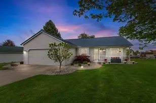 7547 O'Felan Ct, Onsted, MI 49265 - Photo 1