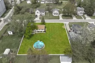 336 Clay St, Sparta, MI 49345 - Photo 2