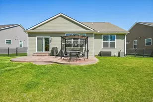 8820 Natalie Dr, Ypsilanti, MI 48197 - Photo 36