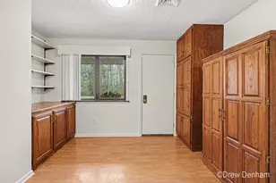 2525 S 8 Mile Rd, Auburn, MI 48611 - Photo 14
