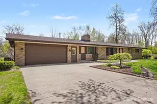 2525 S 8 Mile Rd, Auburn, MI 48611 - Photo 2