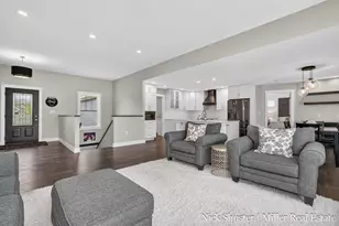 128 Thorn Hill Ct, Hastings, MI 49058 - Photo 14