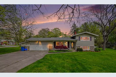 408 Cherokee Drive, Fremont, MI 49412 - Photo 2