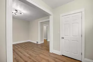 4510 Harding St, Detroit, MI 48214 - Photo 8