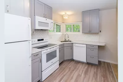 413 S Revena Boulevard, Ann Arbor, MI 48103 - Photo 2