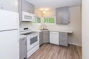 413 S Revena Blvd, Ann Arbor, MI 48103 - Photo 2