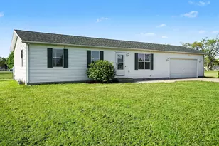 251 Timothy Dr, Sturgis, MI 49091 - Photo 1