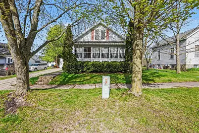 215 N Division Avenue, Fremont, MI 49412 - Photo 2