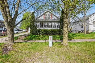 215 N Division Ave, Fremont, MI 49412 - Photo 2