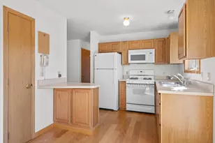 18851 Lakewood Cir, Lake Ann, MI 49650 - Photo 10