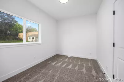 5352 Plainfield Avenue NE, Grand Rapids, MI 49525 - Photo 16