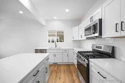 5352 Plainfield Avenue NE, Grand Rapids, MI 49525 - Photo 12
