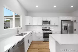 5352 Plainfield Ave NE, Grand Rapids, MI 49525 - Photo 10