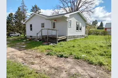 608 10 Mile Road NW, Sparta, MI 49345 - Photo 2