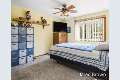 19159 Pine Grove Court, Spring Lake, MI 49456 - Photo 16