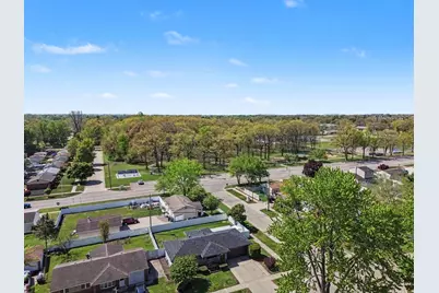 6506 Chirrewa Street, Westland, MI 48185 - Photo 30