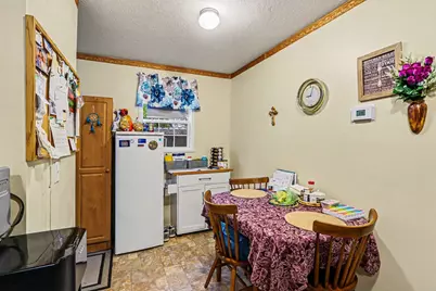 6446 Queens Way, Kalamazoo, MI 49009 - Photo 12