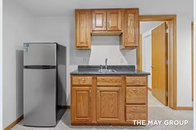 2072 Meadow Valley Court NW, Grand Rapids, MI 49504 - Photo 40