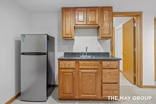 2072 Meadow Valley Ct NW, Grand Rapids, MI 49504 - Photo 40