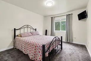 35526 Abbey Dr, Romulus, MI 48174 - Photo 16