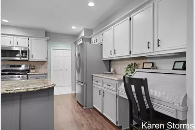 7033 Youngstown Avenue, Hudsonville, MI 49426 - Photo 12