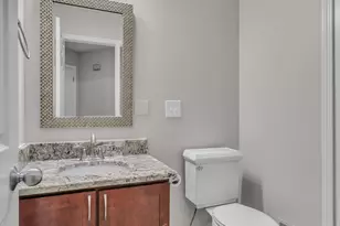 251 Fieldcrest St, Ann Arbor, MI 48103 - Photo 20