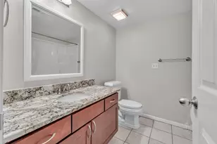 251 Fieldcrest St, Ann Arbor, MI 48103 - Photo 38