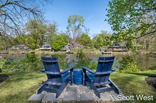 2909 Cascade Springs Dr SE, Grand Rapids, MI 49546 - Photo 4