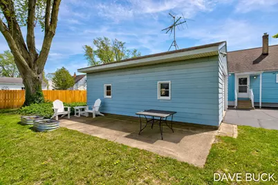 283 W 28th Street, Holland, MI 49423 - Photo 8