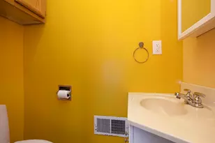 1408 W Washington St, Ann Arbor, MI 48103 - Photo 12