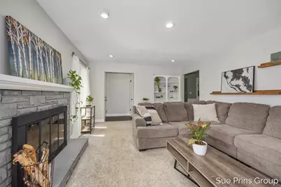 2595 Rosewood Street, Jenison, MI 49428 - Photo 6