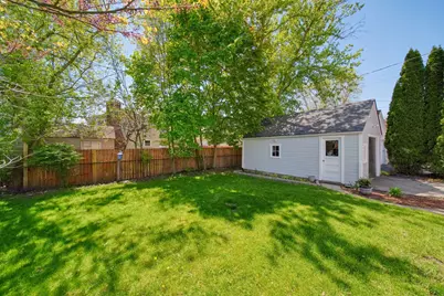 304 Chippewa Street, Tecumseh, MI 49286 - Photo 32